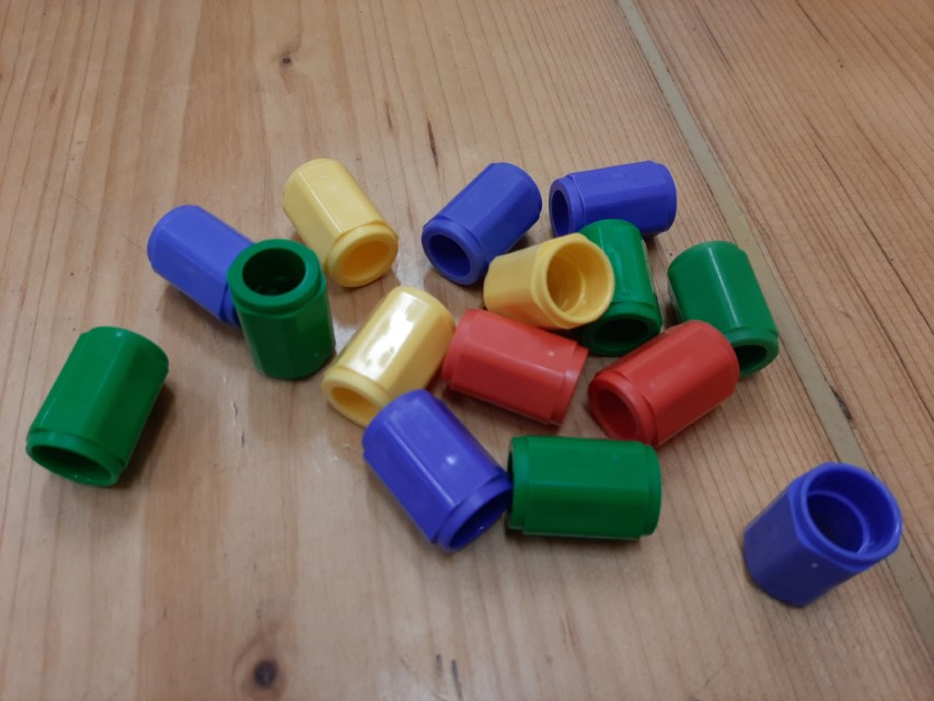 Numicon-cepki-posamezno-stetje-stevila-Mala Numicon čepki