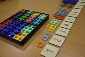 Numicon oblike predstavljajo števila